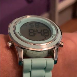 Meet your Posher, Dalia